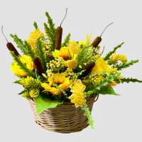 گل آفتاب گردان مصنوعی همراه سبد چوبی دسته دار