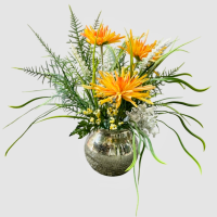 گل داوودی نارنجی مصنوعی همراه گلدان شیشه ای