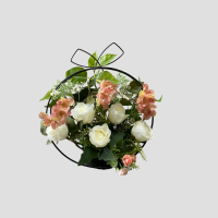 گل شکوفه صورتی و رز سفید مصنوعی همراه گلدان فانتزی