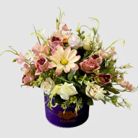 گل های مصنوعی همراه جعبه روکش دار